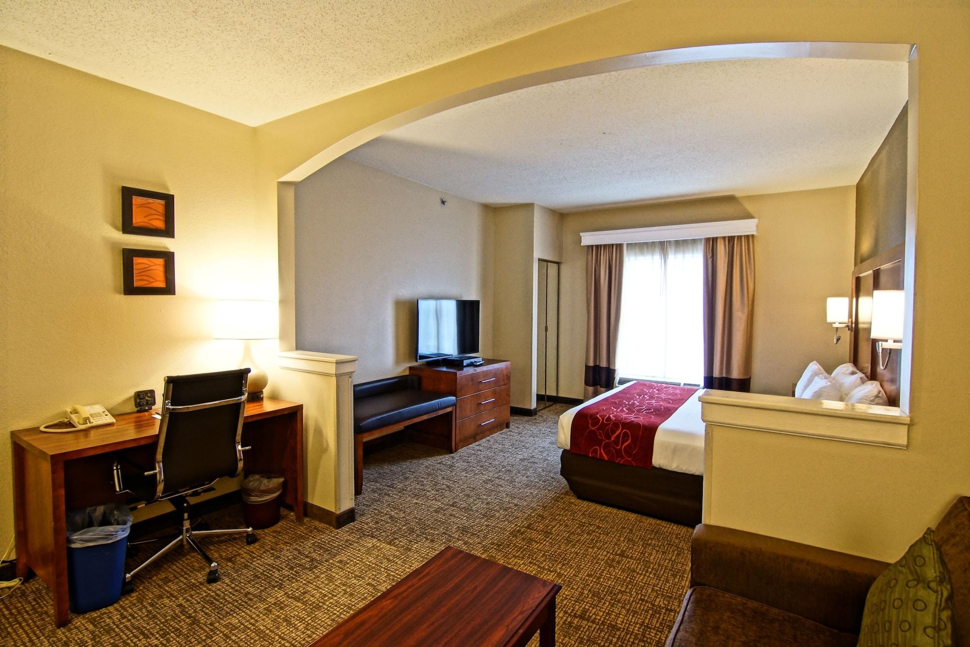 Comfort Suites North Brunswick Township Exterior foto